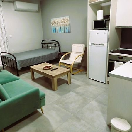 Othonos 10 Str. Apartment. ตริกาลา ภายนอก รูปภาพ